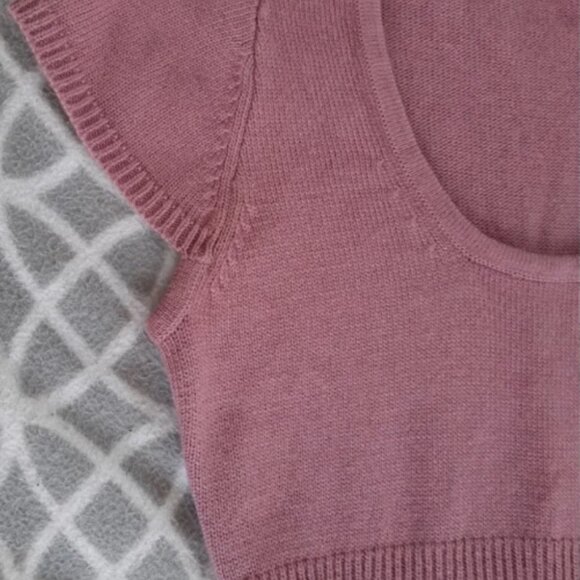 Dusty Pink Short Sleeve Sweater Dress - Picture 4 of 4